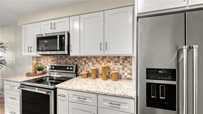 Image No.9-2 Bed Property for sale