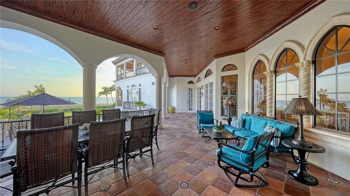 Image No.18-5 Bed Property for sale