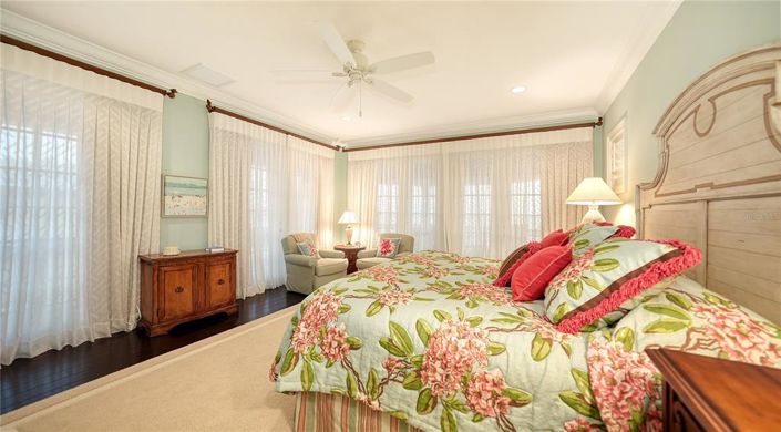 Image No.31-5 Bed Property for sale