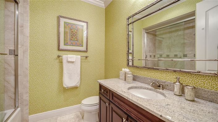 Image No.39-5 Bed Property for sale