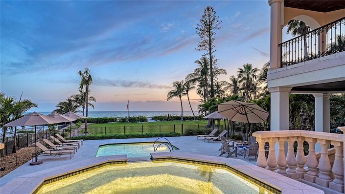 Image No.45-5 Bed Property for sale