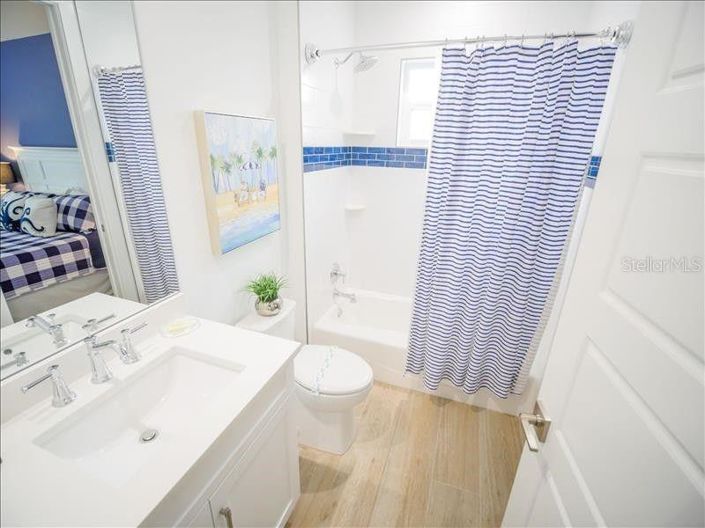 Image No.18-7 Bed Property for sale