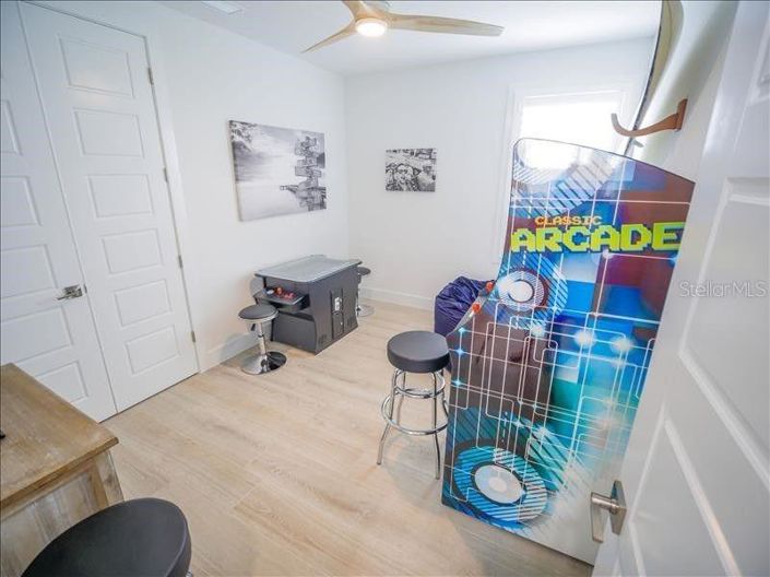 Image No.31-7 Bed Property for sale