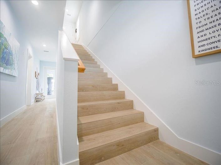 Image No.44-7 Bed Property for sale