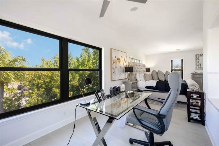 Image No.20-4 Bed Property for sale