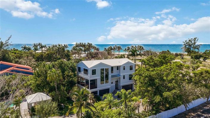 Image No.45-4 Bed Property for sale