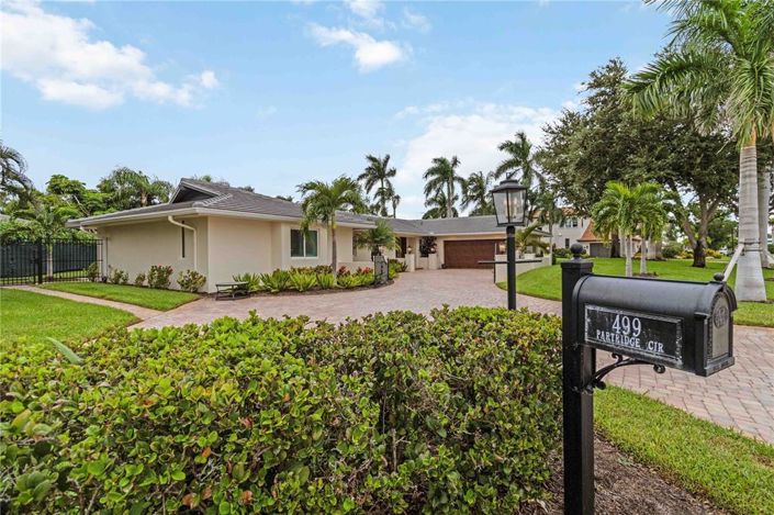 Image No.2-3 Bed Property for sale