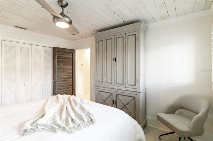 Image No.25-3 Bed Property for sale