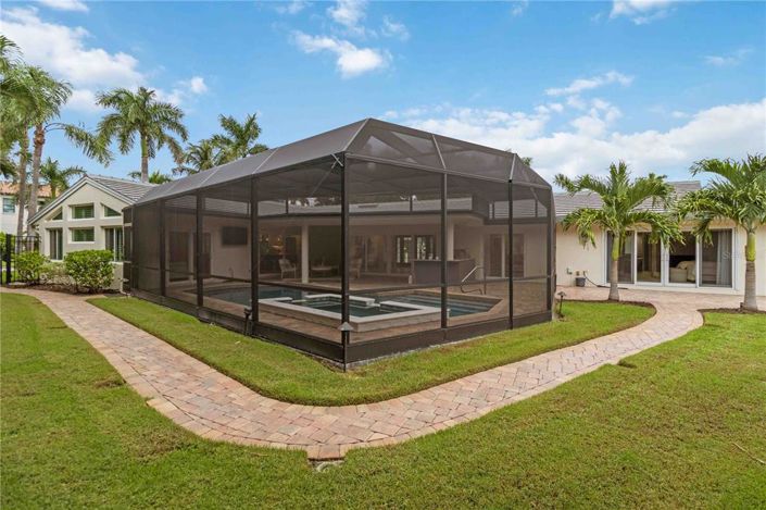 Image No.48-3 Bed Property for sale