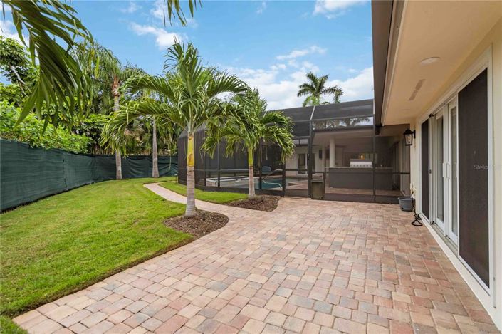 Image No.50-3 Bed Property for sale