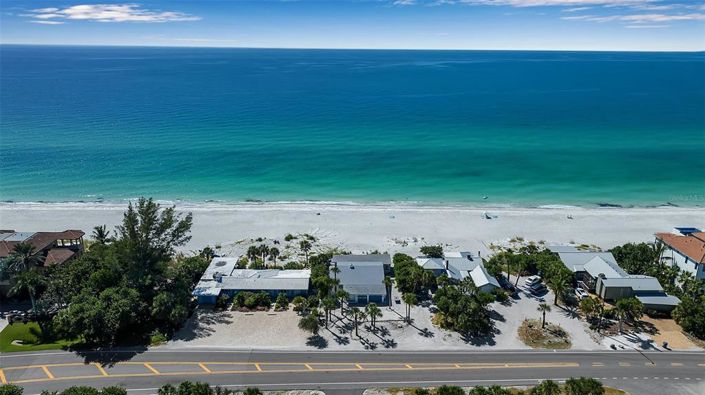 Image No.13-3 Bed Property for sale