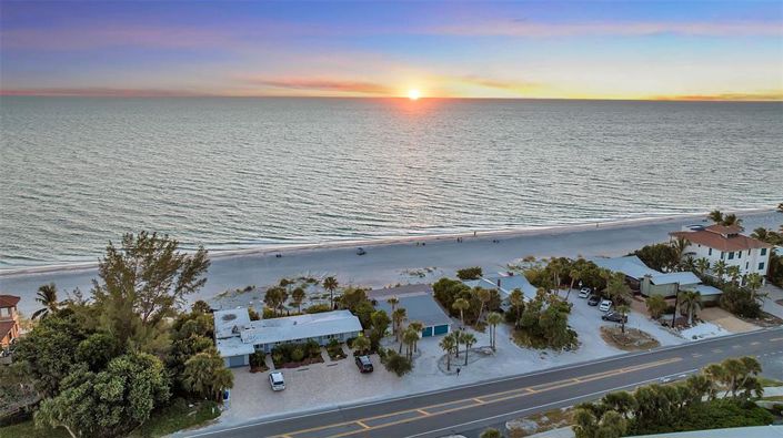 Image No.30-3 Bed Property for sale