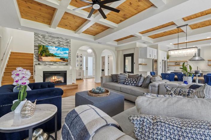 Image No.18-4 Bed Property for sale