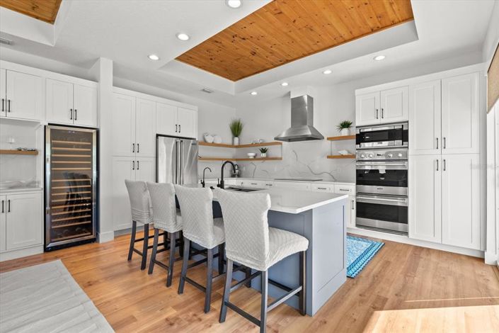 Image No.20-4 Bed Property for sale