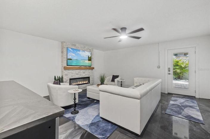 Image No.55-4 Bed Property for sale