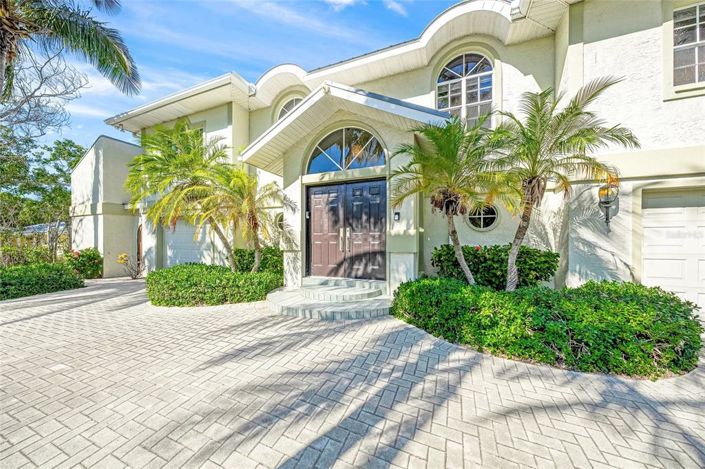 Image No.2-3 Bed Property for sale