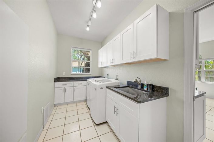 Image No.20-3 Bed Property for sale