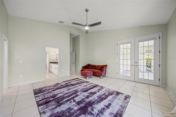 Image No.27-3 Bed Property for sale