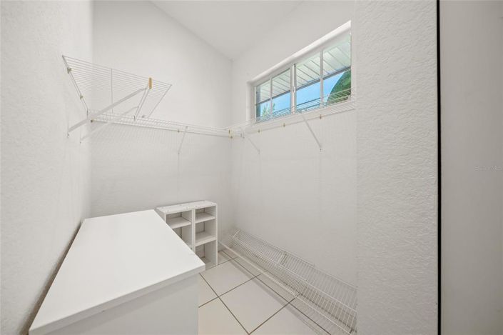 Image No.35-3 Bed Property for sale