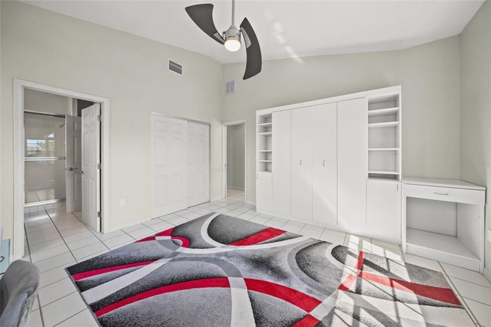 Image No.36-3 Bed Property for sale