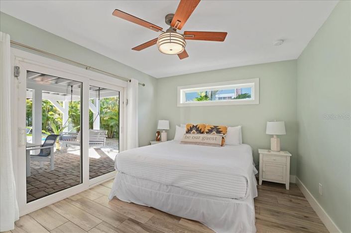 Image No.13-3 Bed Property for sale