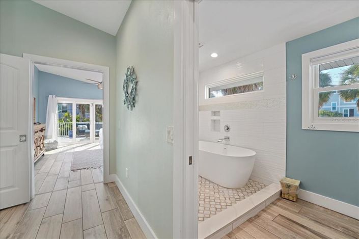 Image No.35-3 Bed Property for sale