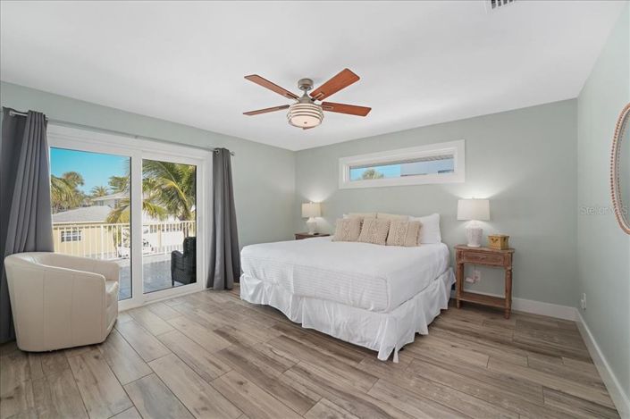 Image No.36-3 Bed Property for sale