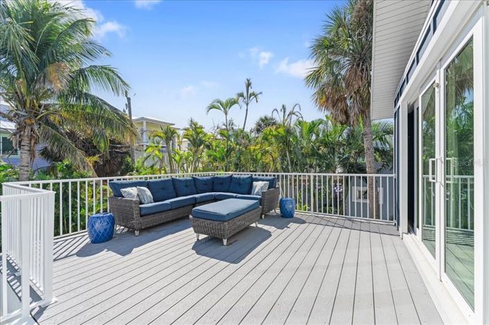 Image No.44-3 Bed Property for sale