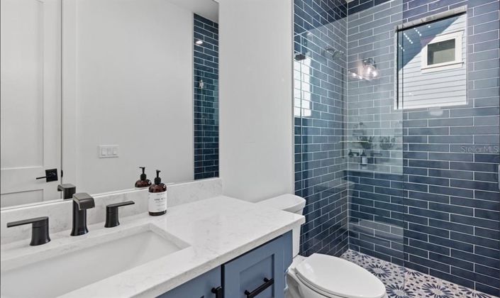 Image No.31-8 Bed Property for sale