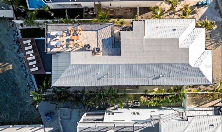 Image No.9-8 Bed Property for sale