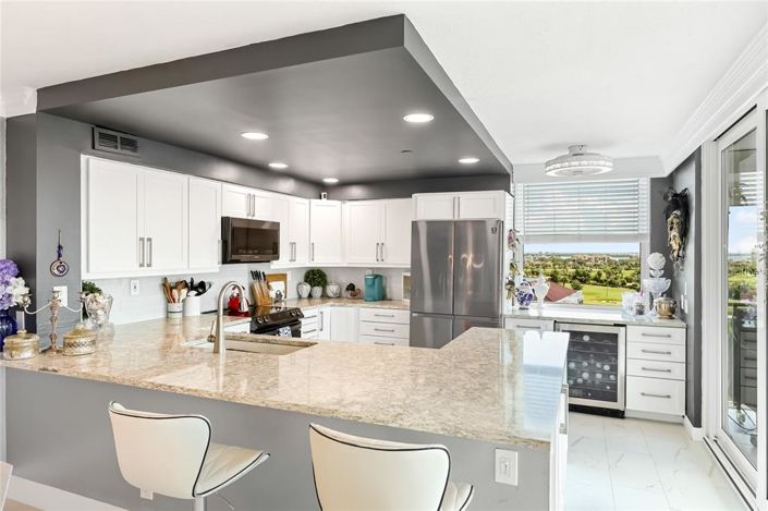 Image No.16-2 Bed Property for sale