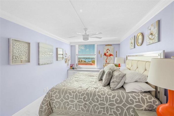 Image No.21-2 Bed Property for sale