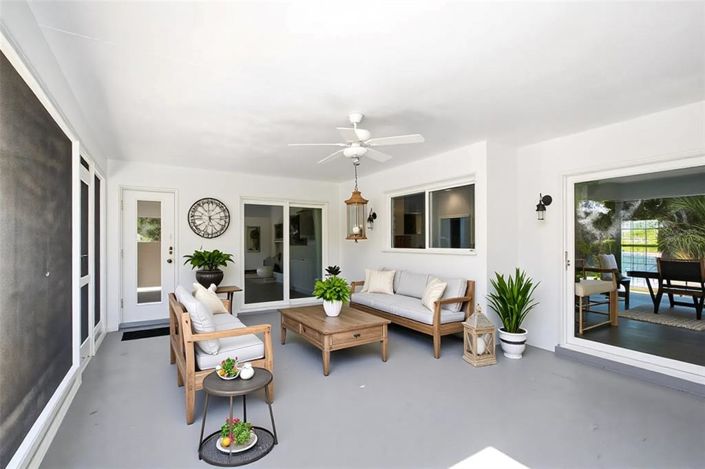 Image No.49-4 Bed Property for sale