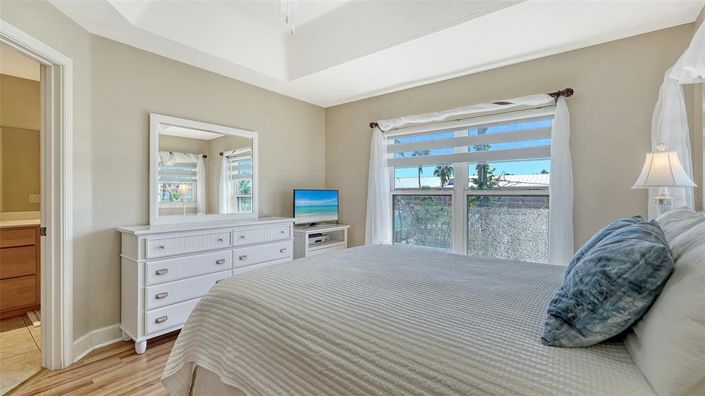 Image No.29-3 Bed Townhouse for sale