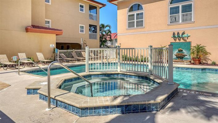 Image No.45-3 Bed Townhouse for sale