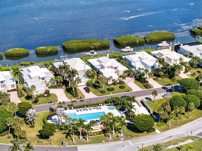 Image No.1-3 Bed Property for sale