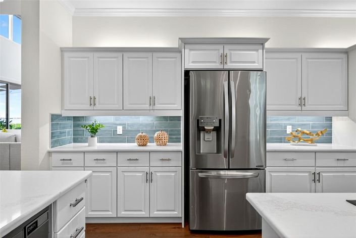 Image No.18-3 Bed Property for sale