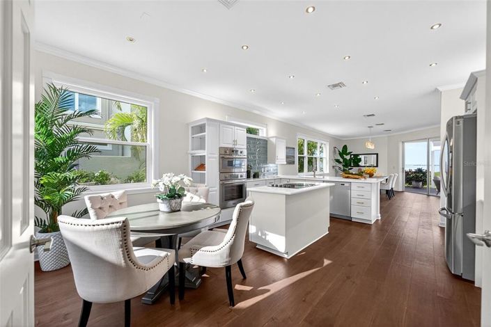 Image No.21-3 Bed Property for sale