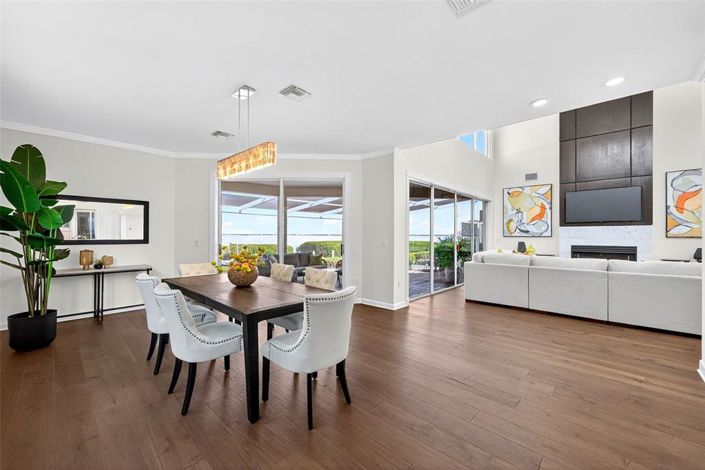 Image No.8-3 Bed Property for sale