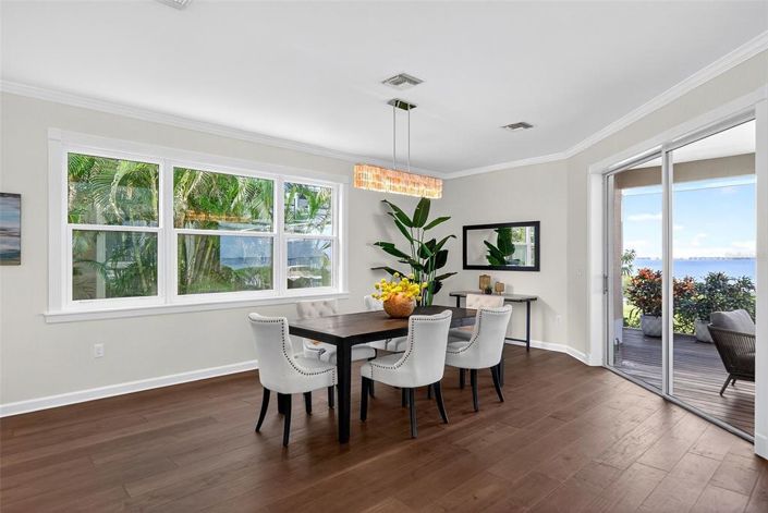 Image No.9-3 Bed Property for sale