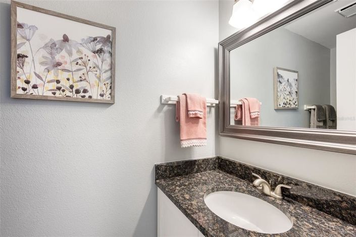 Image No.20-2 Bed Property for sale