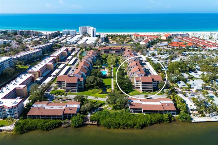 Image No.39-2 Bed Property for sale