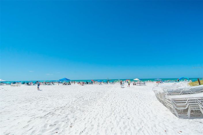 Image No.55-2 Bed Property for sale