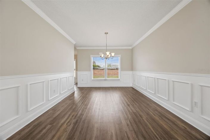 Image No.10-4 Bed Property for sale