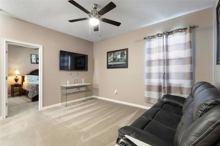 Image No.19-4 Bed Property for sale