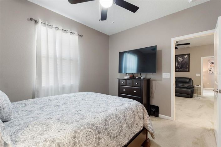 Image No.28-4 Bed Property for sale