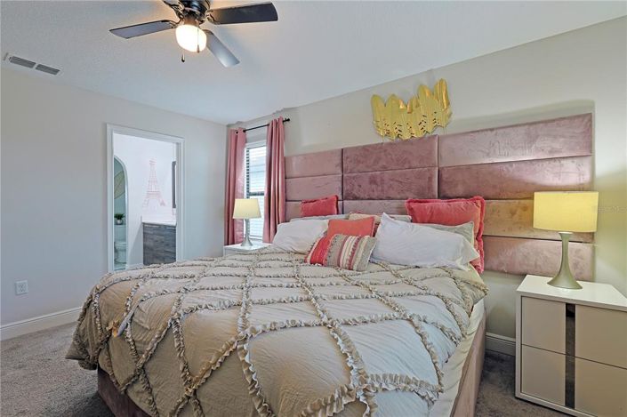 Image No.17-4 Bed Property for sale