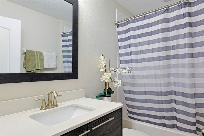 Image No.20-4 Bed Property for sale