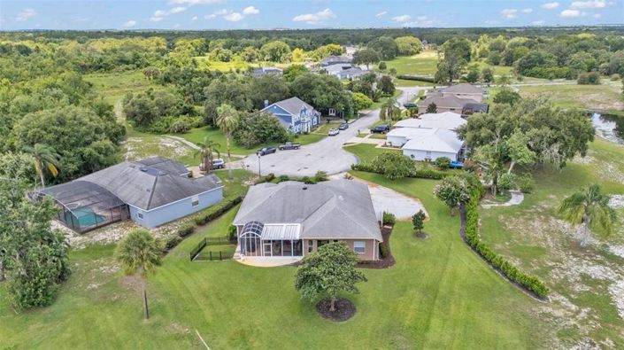 Image No.12-3 Bed Property for sale