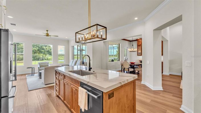 Image No.42-3 Bed Property for sale